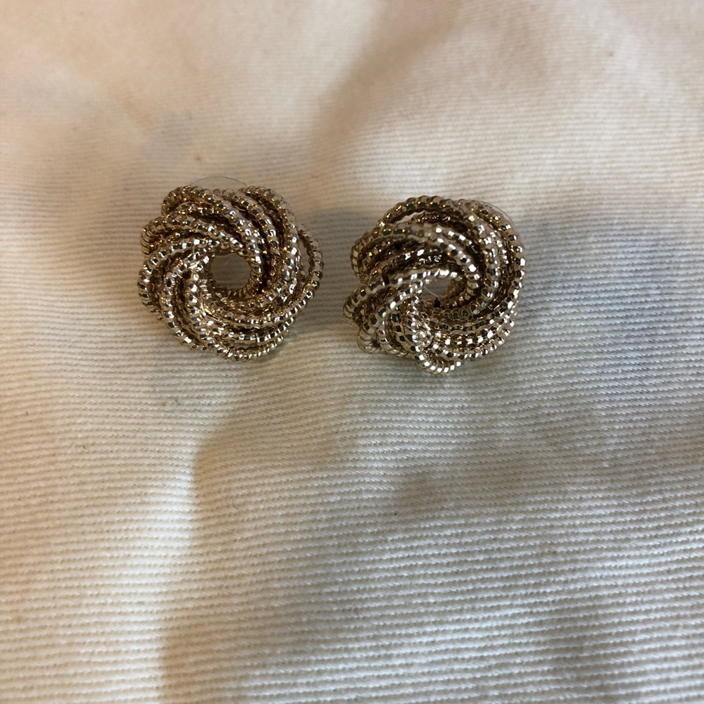 Gold Knot Earrings
